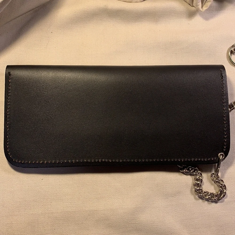 NWOT Leather large wallet on a chain, Motocycle